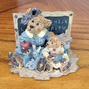 Boyds Bears Resin #2259 Miss Bruin and Bailey "The Lesson"